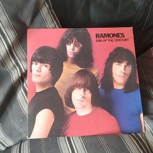Ramones end of the century LP vintage music audio